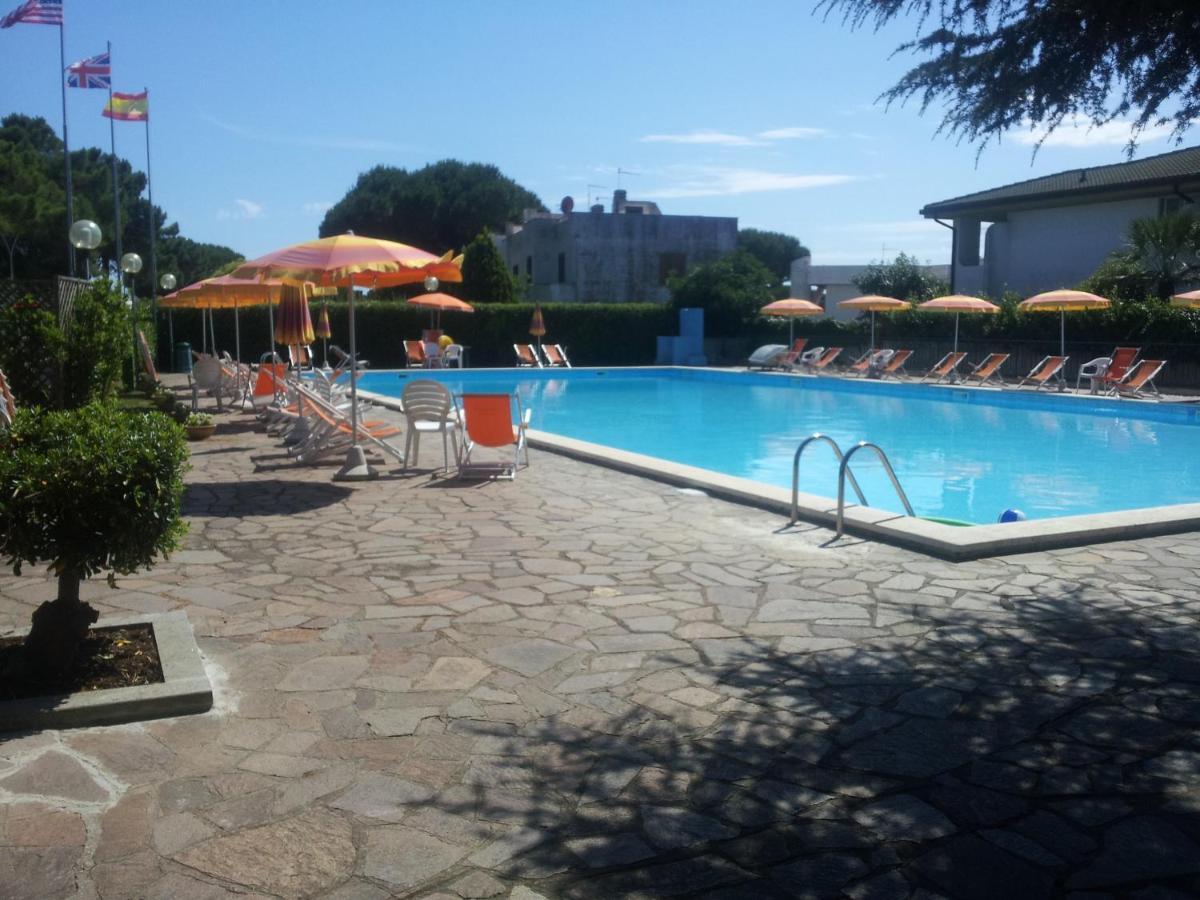 Ccc Holiday Properties Le Vele Ccc Montalto di Castro Exteriör bild